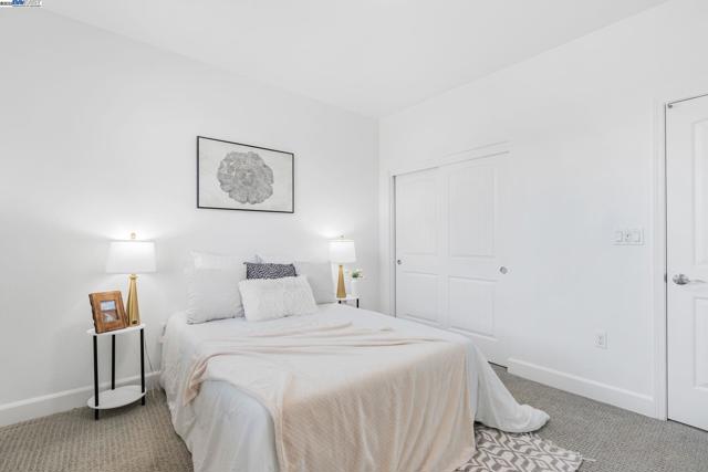 3340 Giovanni Way, Dublin CA: https://media.crmls.org/mediaz/fe934572-8dc8-4ef1-8178-47786cf3ab51.jpg
