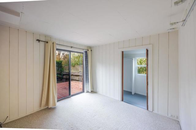 1009 Miramontes Street, Half Moon Bay CA: https://media.crmls.org/mediaz/fe93ef7d-a479-4df6-b717-7516e768256f.jpg
