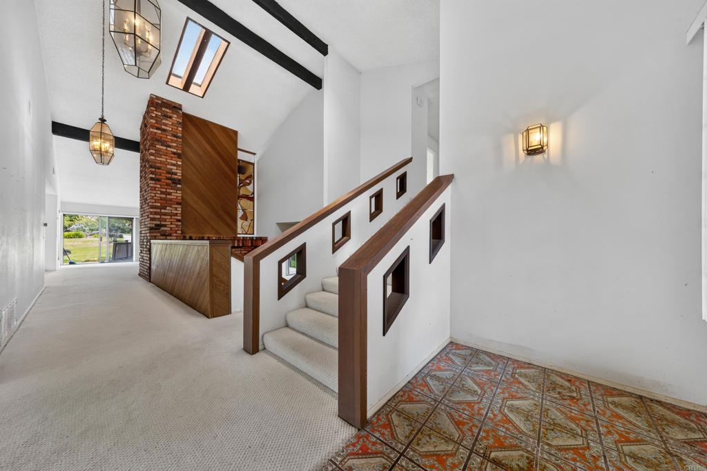 245 Loma Corta Drive - photo 11