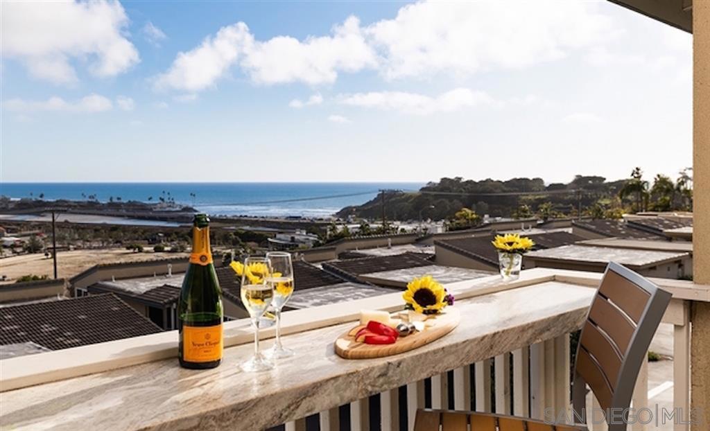 , Solana Beach, CA 92075