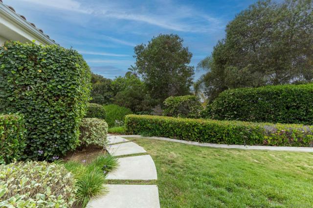 2377 Vern Drive, Fallbrook CA: https://media.crmls.org/mediaz/fe976ec6-3548-4e73-a870-3212e339dc84.jpg