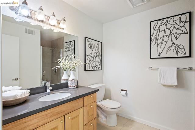 5136 Rain Cloud Dr, Richmond CA: https://media.crmls.org/mediaz/fe97bc39-b239-43bf-91ad-b5ab3914ea37.jpg