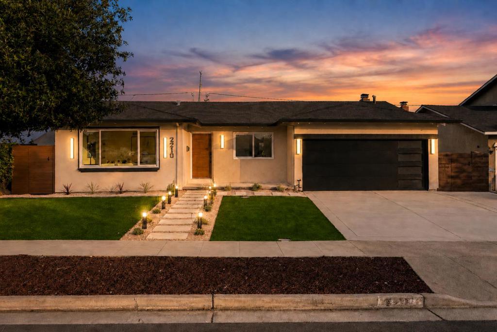 2210 Vista Verde Drive