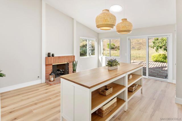 18197 Valladares Drive, San Diego CA: https://media.crmls.org/mediaz/fe9941d4-e082-481c-9886-c82b45a4e4f2.jpg