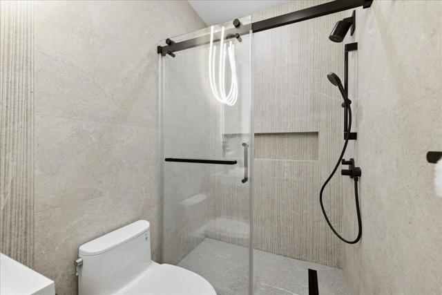 852 La Para Avenue, Palo Alto CA: https://media.crmls.org/mediaz/fe99e27b-96d9-4390-babc-194cd2eb9a87.jpg