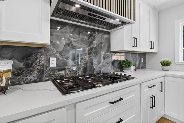 4217 Waycross Ct, Pleasanton CA: https://media.crmls.org/mediaz/fe9a4974-9eb7-49f4-a067-5fb0ec82c5b9.jpg