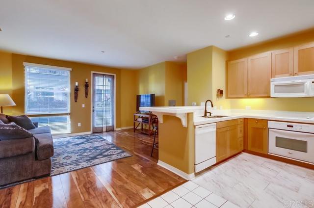 Detail Gallery Image 1 of 1 For 3957 30th St #214,  San Diego,  CA 92104 - 2 Beds | 2 Baths