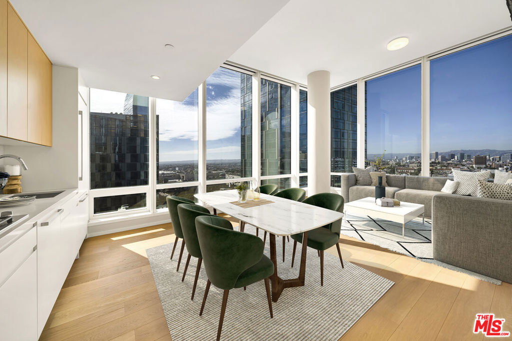 877 Francisco Street #827