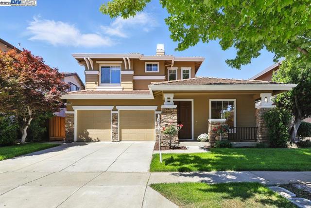 37420 Gillett Rd, Fremont CA: https://media.crmls.org/mediaz/fe9bdb8d-612c-4a46-9a12-d93b4023c140.jpg