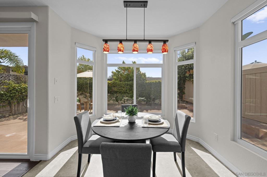 MLS #250033731SD img 14