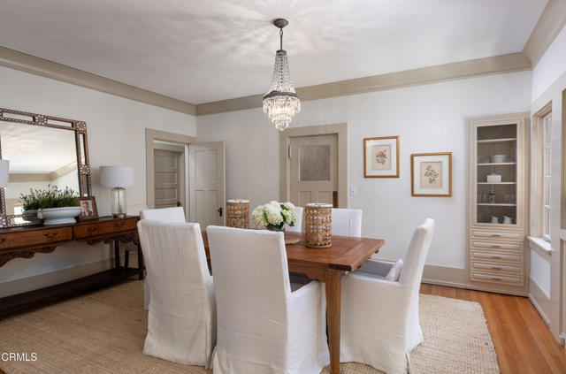 676 S Madison Avenue, Pasadena CA: https://media.crmls.org/mediaz/fe9d009b-9d5f-4335-bddb-cf52de310b46.jpg