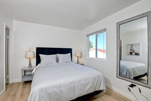 Detail Gallery Image 14 of 19 For 6675 Paseo Del Norte #B,  Carlsbad,  CA 92011 - 2 Beds | 2 Baths