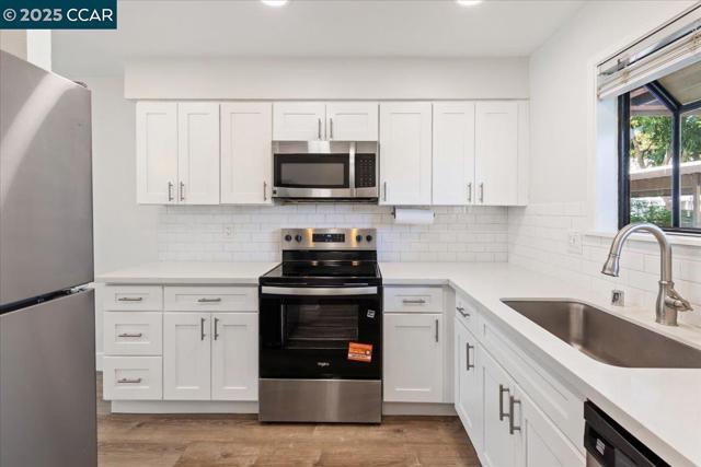 900 Southampton Rd, Benicia CA: https://media.crmls.org/mediaz/fe9e0a6a-37c3-4862-b07f-ff6348e842ea.jpg