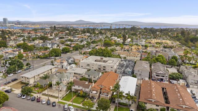 Detail Gallery Image 26 of 73 For 535 F Ave #4,  Coronado,  CA 92118 - 3 Beds | 2 Baths