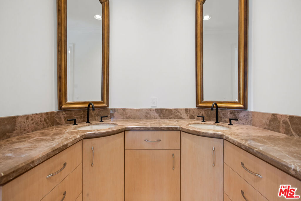 MLS #26857585 image #35