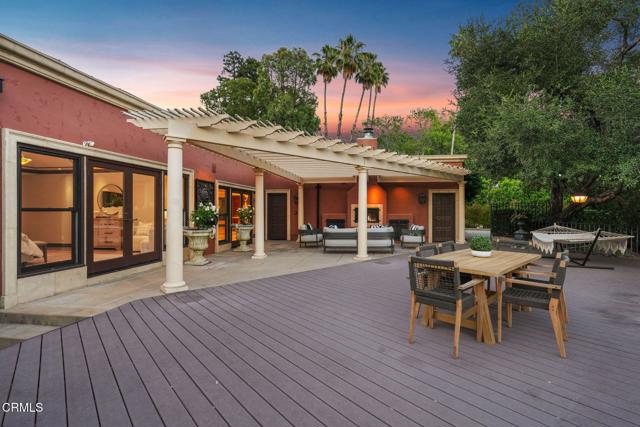 1897 Braemar Road, Pasadena CA: https://media.crmls.org/mediaz/fe9e91cf-60e8-44a8-b3ce-27cde8340995.jpg