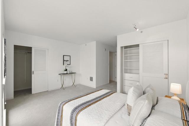 3208 Pierce Street, San Francisco CA: https://media.crmls.org/mediaz/fe9ea872-d56e-423b-beab-4125c62d8453.jpg
