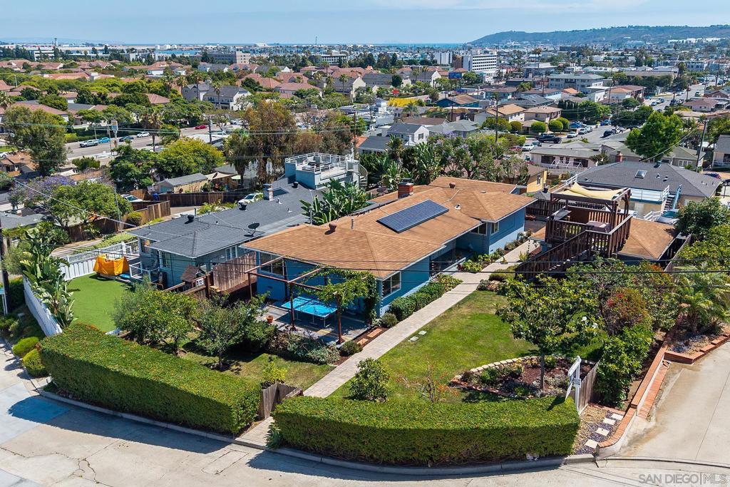 3115 Russell - photo 4