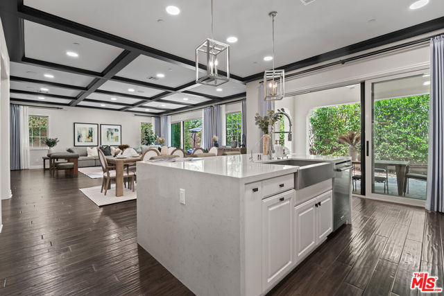 55 Suede, Irvine CA: https://media.crmls.org/mediaz/fea079fa-0887-4bde-ab74-12135558efd3.jpg