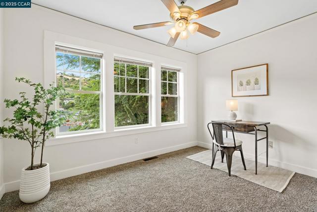 466 Clark St, Crockett CA: https://media.crmls.org/mediaz/fea17313-075a-4137-b289-b2c523c0b8ad.jpg