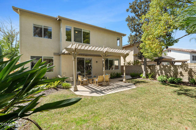 668 Camino De La Luz, Newbury Park CA: https://media.crmls.org/mediaz/fea1f4a1-52b6-4fec-bc2e-20c9b9971f95.jpg