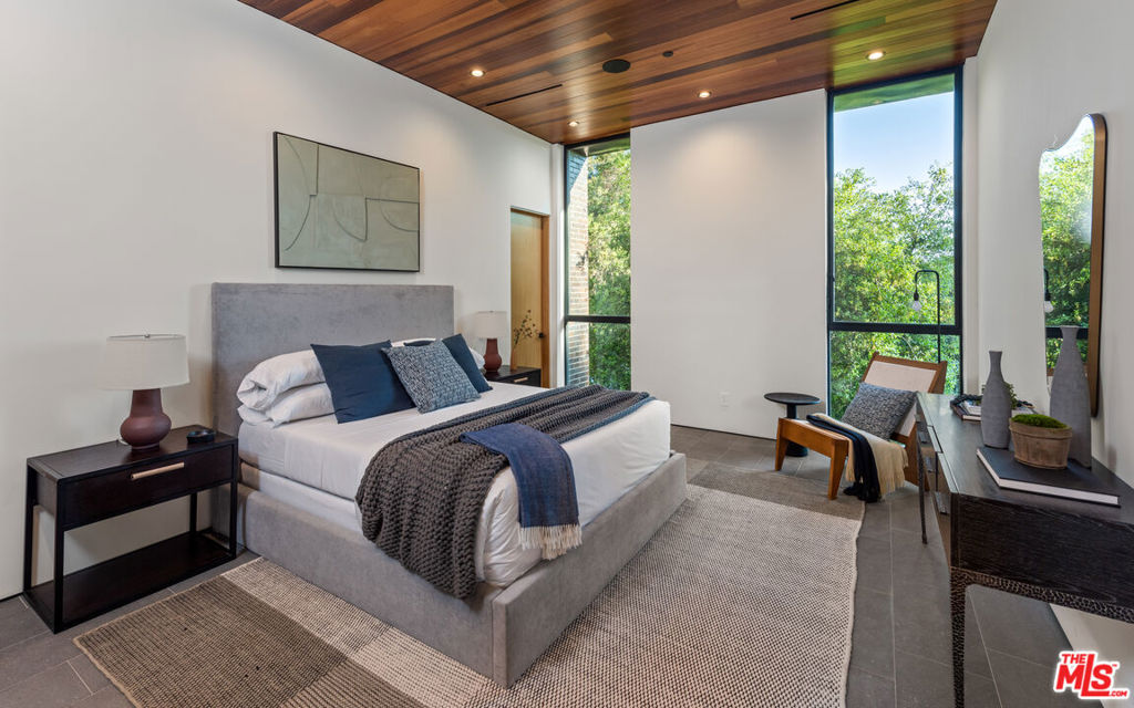 MLS #26950561 image #17