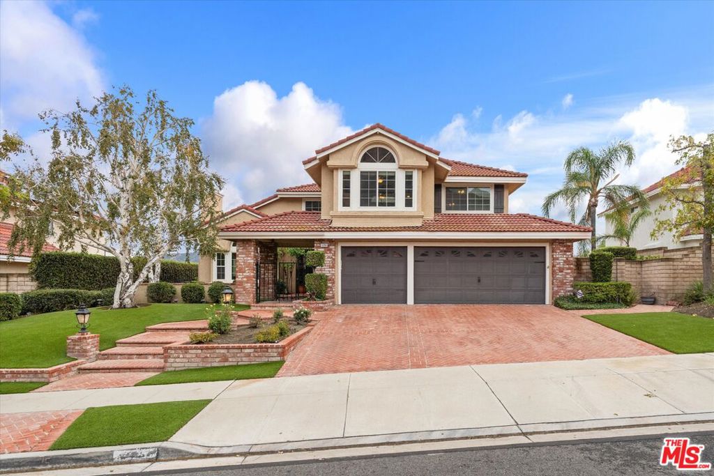 5266 Seneca Place — image 1