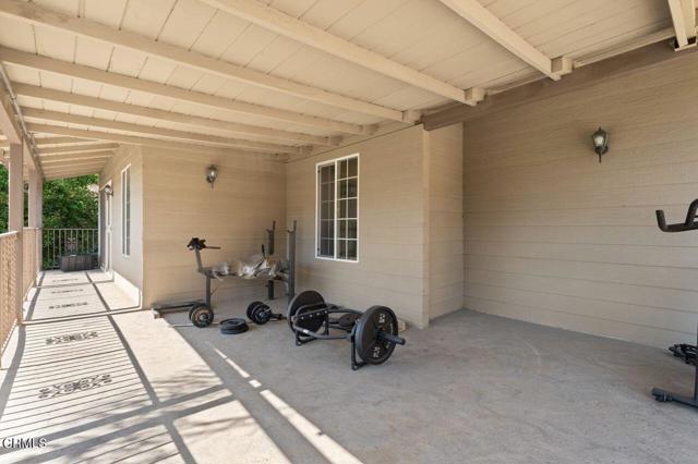 Detail Gallery Image 13 of 27 For 3847 Sunbeam Dr, Los Angeles,  CA 90065 - 3 Beds | 2/1 Baths