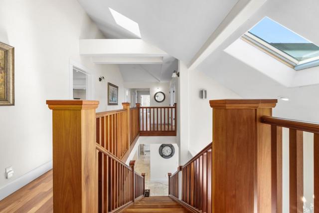 Image 21 of 69 For 276 Meadow Court