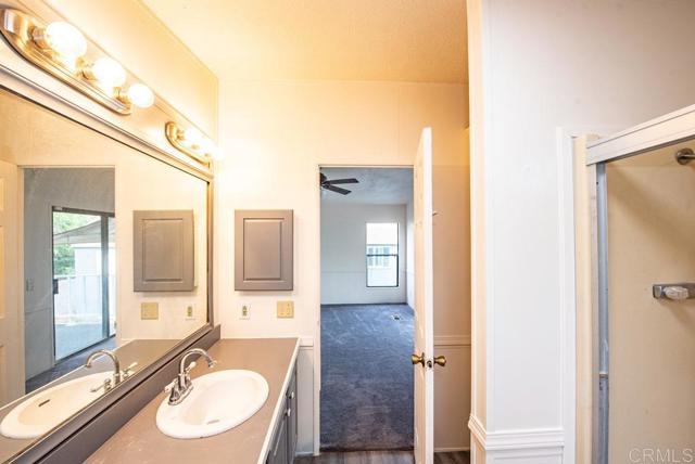 13114 Dana Vista Street, Poway CA: https://media.crmls.org/mediaz/fea5d622-845e-4285-bdbd-c40a95baf051.jpg