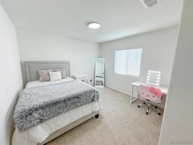 30721 Hawkscrest Drive, Winchester CA: https://media.crmls.org/mediaz/fea90b41-6b71-4772-902c-4ee1b940e8f5.jpg