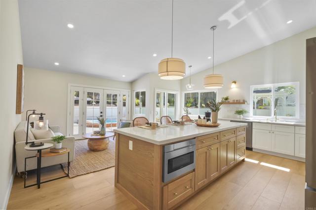Detail Gallery Image 9 of 31 For 21492 Almondwood, Lake Forest,  CA 92630 - 4 Beds | 2 Baths