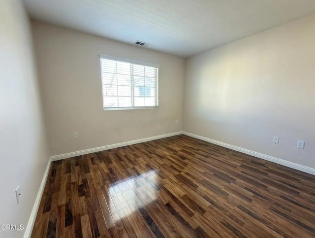 Detail Gallery Image 10 of 22 For 433 Merced Ct, Corona,  CA 92880 - 4 Beds | 2/1 Baths