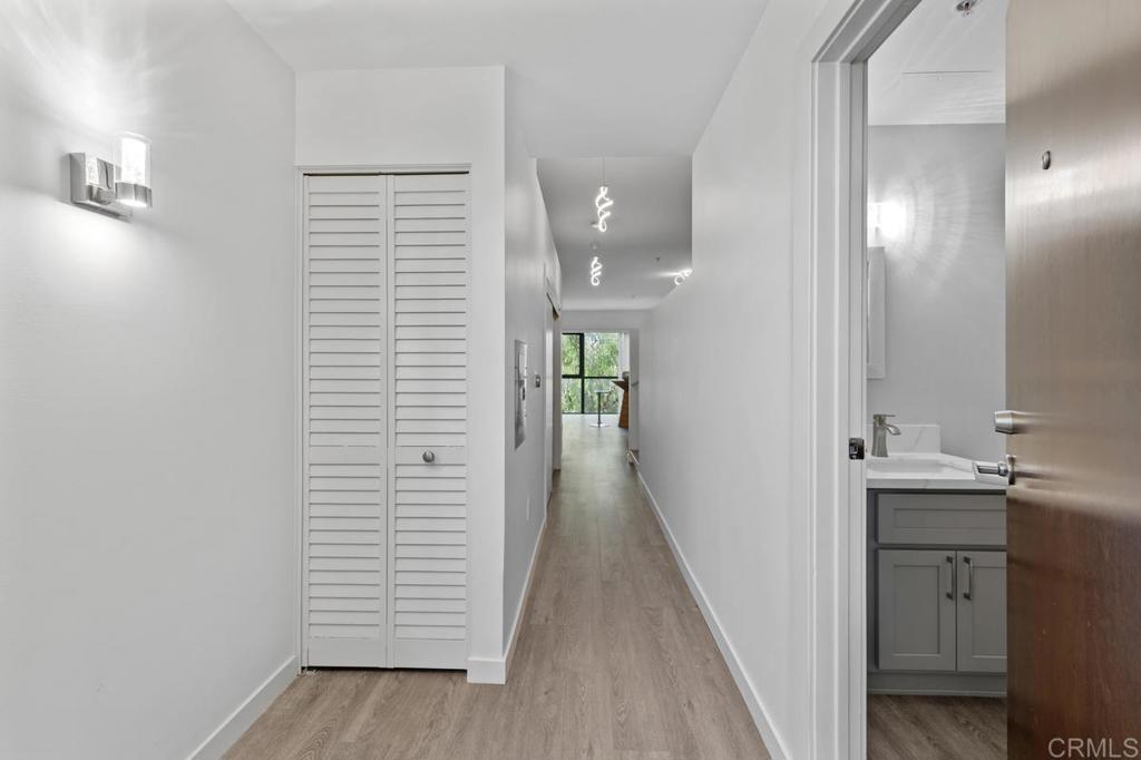 889 Date Street - photo 8