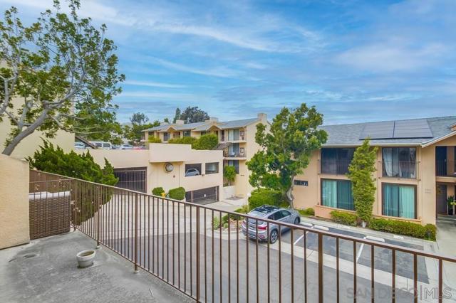 4254 6th Avenue, San Diego CA: https://media.crmls.org/mediaz/feaa14df-265c-4a24-a4e0-edff30027059.jpg