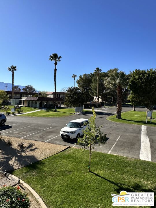 Image 14 of 30 For 64291 Spyglass Avenue 10