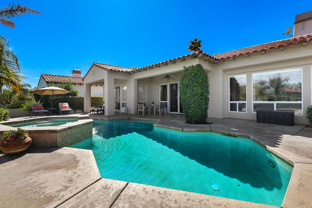 79640 Citrus, La Quinta CA: https://media.crmls.org/mediaz/feaababe-4f17-48cc-9097-22e5ce8b5dbb.jpg