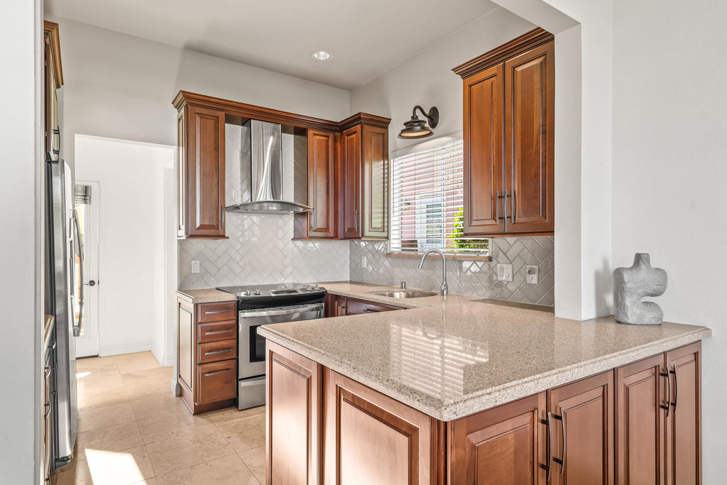 MLS #219138521PS image #16