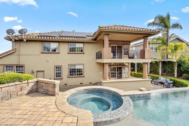 16453 Kings Canyon Court, Morgan Hill CA: https://media.crmls.org/mediaz/feabd26f-ef24-498c-895d-4a39a5e70e3e.jpg