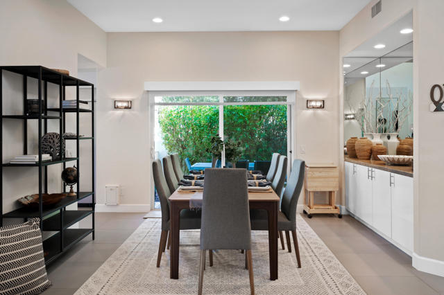 47325 Via Koron, La Quinta CA: https://media.crmls.org/mediaz/fead0e09-e30a-40f3-a6c5-6e6917bd5a1f.jpg