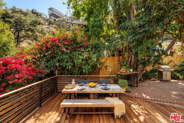 2 Bed Home for Sale in Los Angeles, California