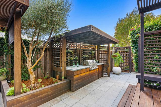 1683 Dalehurst Avenue, Los Altos CA: https://media.crmls.org/mediaz/feadee72-7fd4-4da3-b252-4f7ff42bfed5.jpg