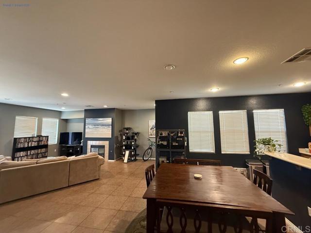 Detail Gallery Image 9 of 39 For 31771 Biagio Way, Winchester,  CA 92596 - 3 Beds | 2/1 Baths