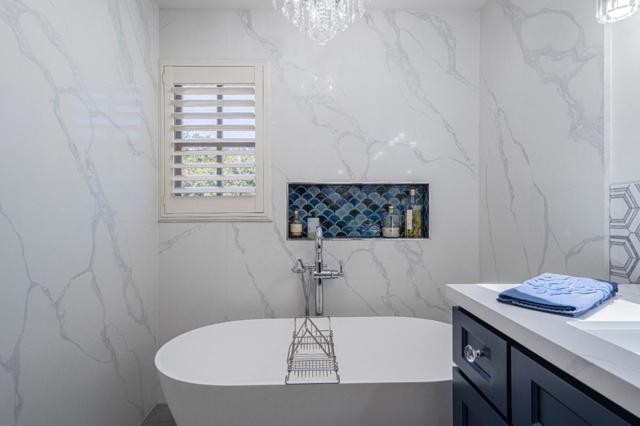 25552 Meadowview Circle, Salinas CA: https://media.crmls.org/mediaz/feaee1e3-fc7b-4eba-a1dc-6bd46e9e78f9.jpg