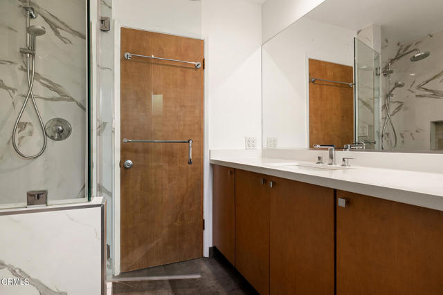 Detail Gallery Image 23 of 28 For 2525 Lake View Ave Ave, Los Angeles,  CA 90039 - 2 Beds | 1/1 Baths