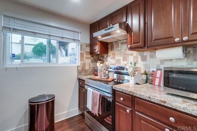 168 S Pierce Street, El Cajon CA: https://media.crmls.org/mediaz/feb2dc5d-de7c-4c1f-ab1e-5f0d1226c80f.jpg