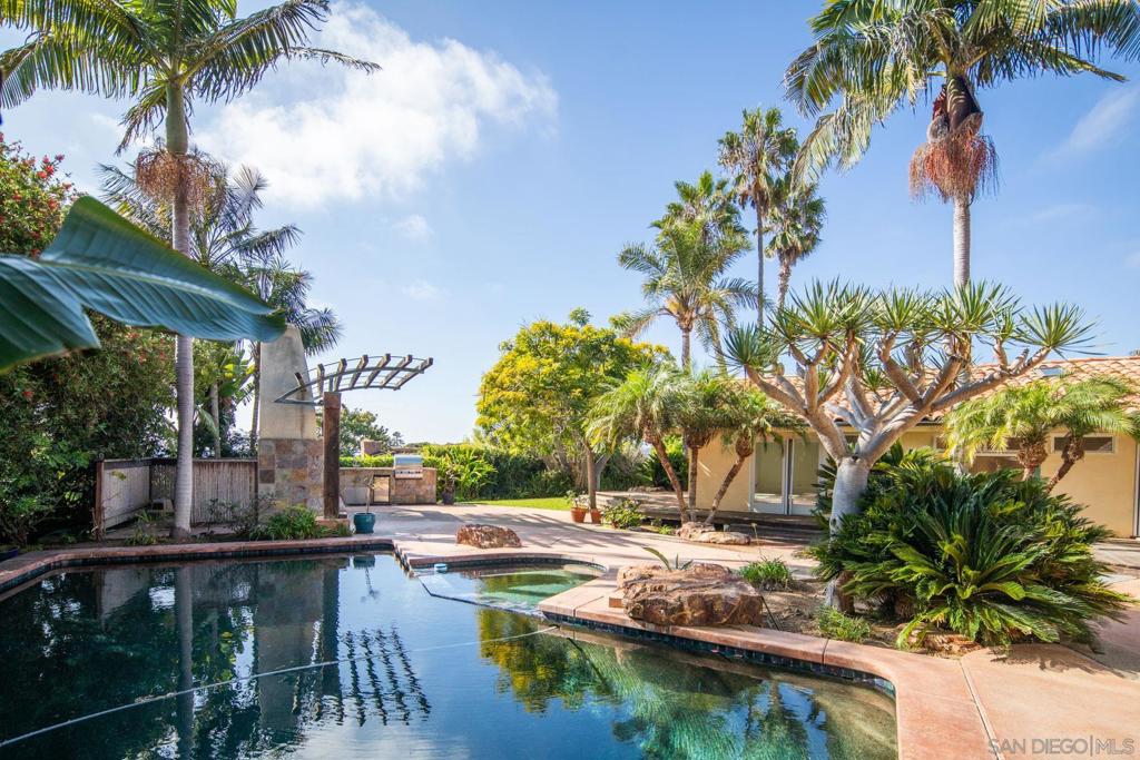 MLS #250041429SD image #29