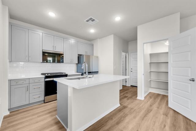 Detail Gallery Image 10 of 38 For 28386 via Solero, Temecula,  CA 92591 - 3 Beds | 2/1 Baths