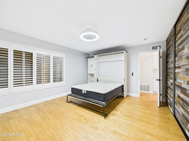 29650 Kimberly Drive, Agoura Hills CA: https://media.crmls.org/mediaz/feb4a83c-dc96-4a06-8bd7-324881cc0551.jpg