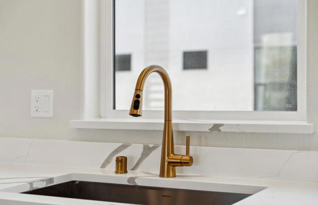2506 Sage Street, San Mateo CA: https://media.crmls.org/mediaz/feb59f13-8116-466c-a886-38a864a3a183.jpg